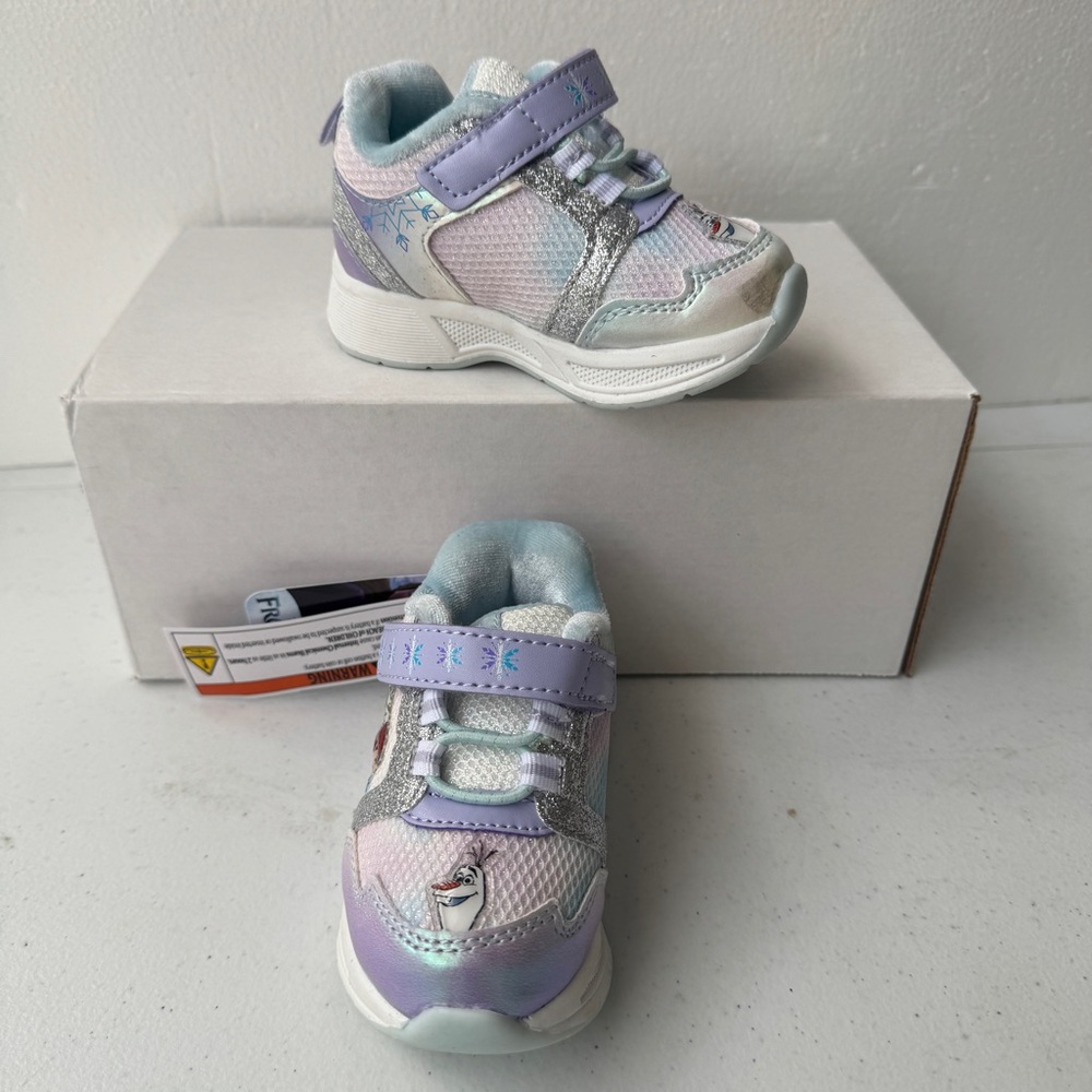 Disney Frozen Elsa & Anna Glittery Sneakers Light-Up White Purple Size 5T Casual
